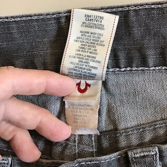 True Religion 30 Men’s Straight Jeans (Measures 31x30) Hemmed Gray Flap Pockets - Picture 12 of 13